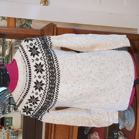 Christopher & Banks Fair Isle Embellished Sweater Black/Cream P/S - Picture 1 of 10